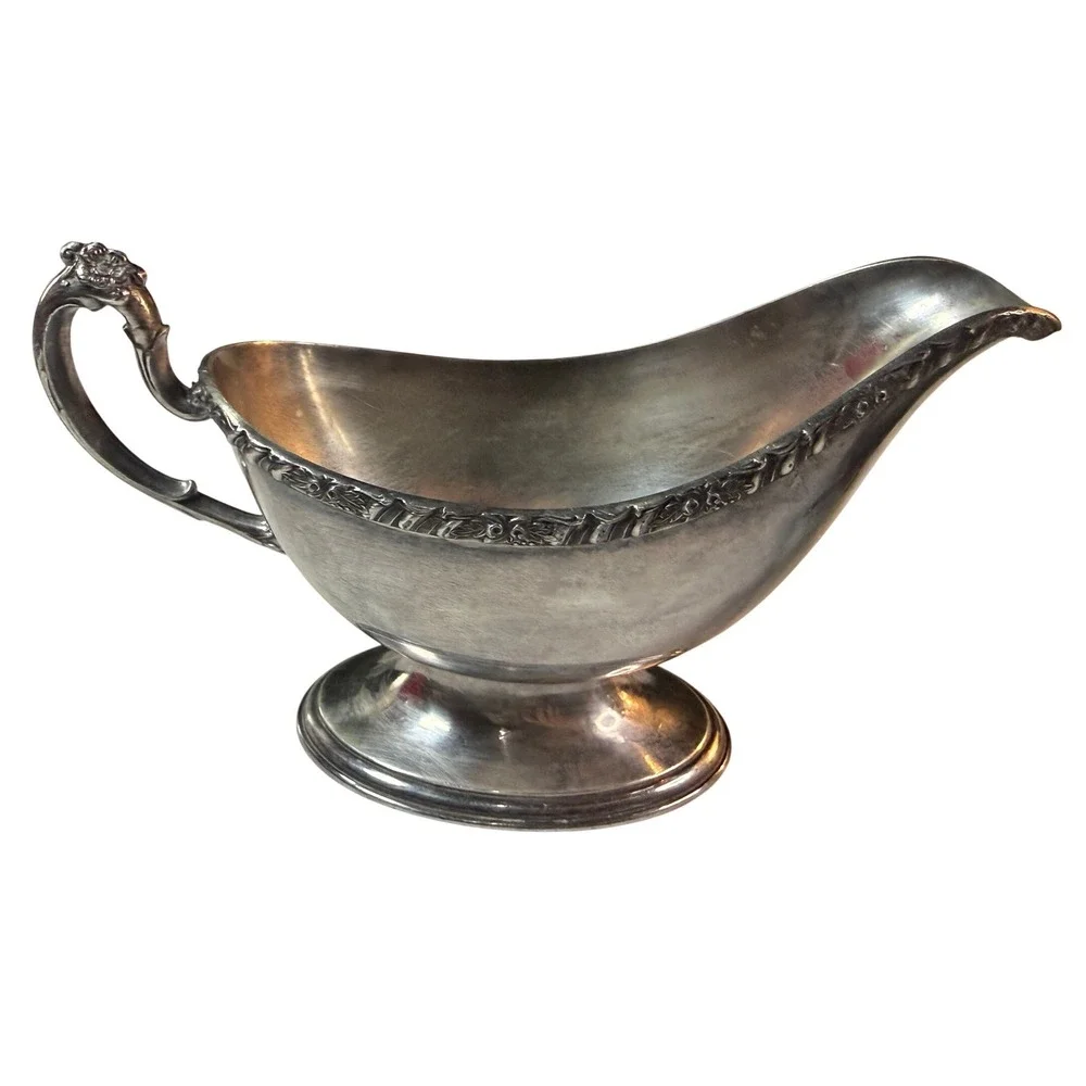 Vintage Oneida Tudor Plate Henley Silverplate‎ Gravy Boat & Melon Creamer Set
